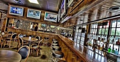 Mcdonoughs Restaurant&lounge