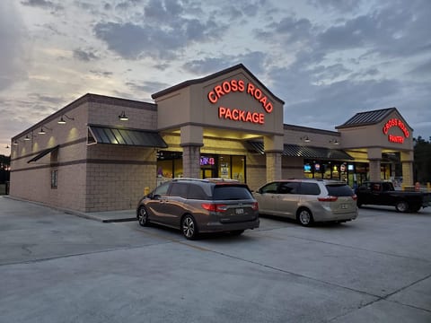 Cross Road Pantry