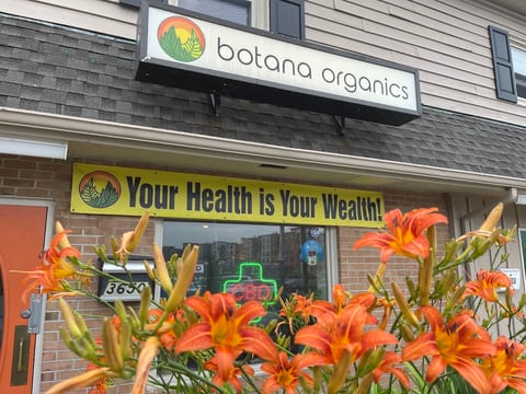 Botana Organics