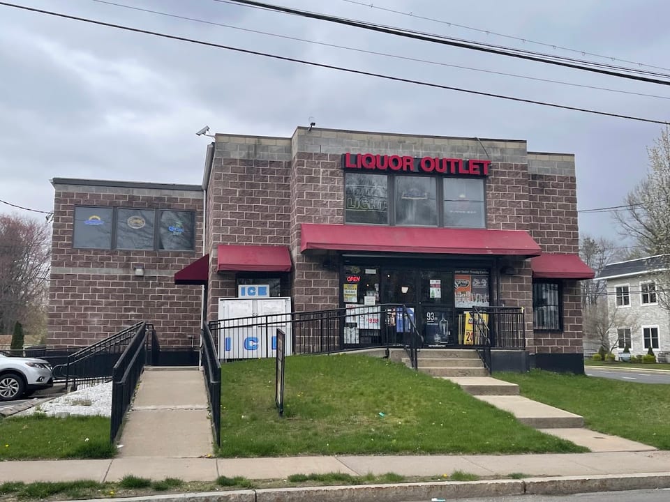 Liquor Outlet