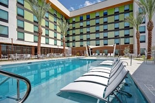 Hampton Inn & Suites