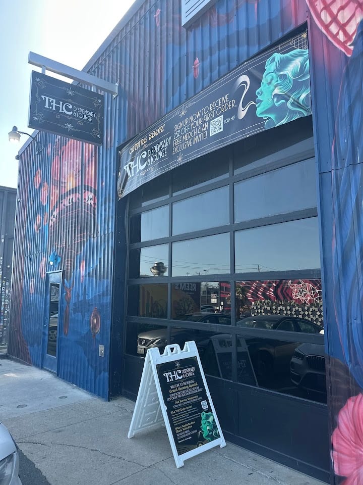 Thc Dispensary Lounge