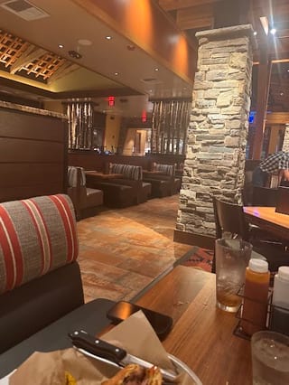 Lazy Dog Restaurant & Bar