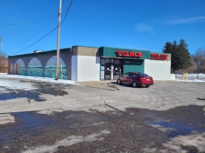 Toms Party Store