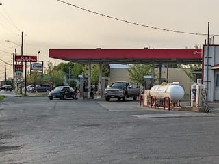 D & L Truck Stop