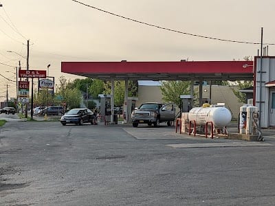 D & L Truck Stop