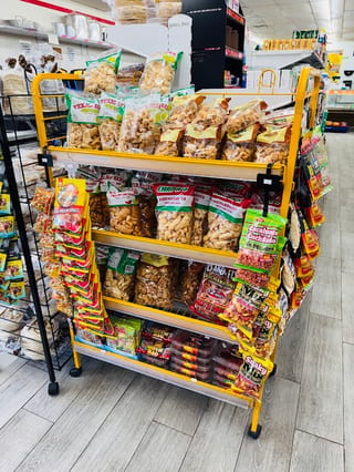 Betos Community Grocery