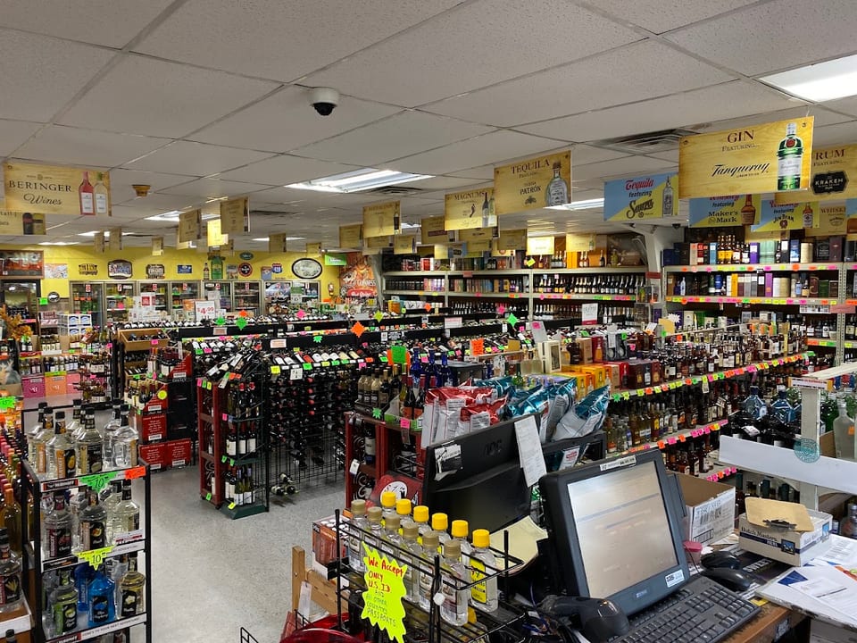 Caps & Corks Liquors