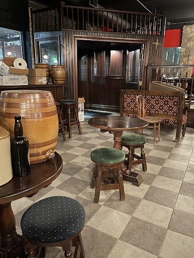 Banshee Irish Pub