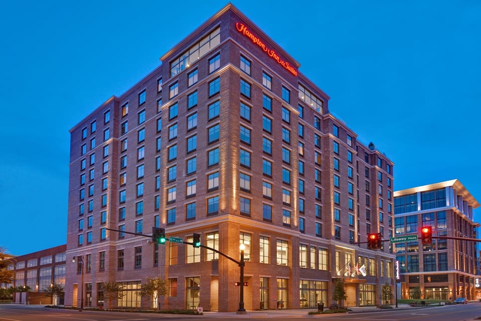 Hampton Inn & Suites