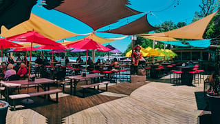 Broken Oar Bar & Grill