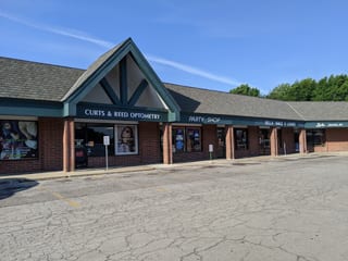 Youngers Liquor Store & Party