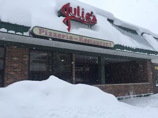 Julies Pizzeria