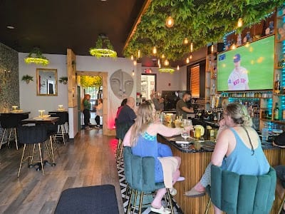 Sambalos Tapas & Bar