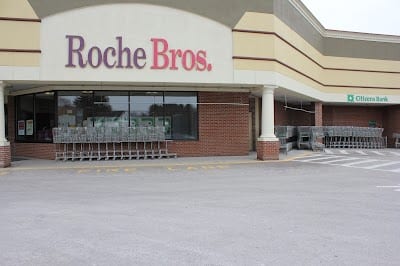 Roche Bros Supermarket #104