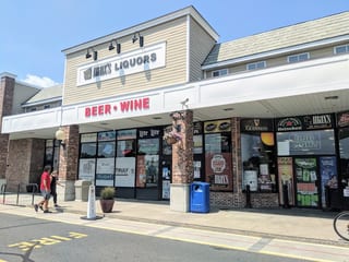 Maxs Beer Wine & Liquor