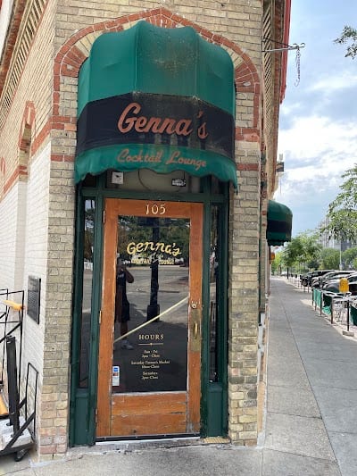 Gennas Lounge