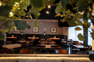 Cazzys Corner Grill