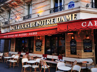 Restaurant Aux Tours De Notre-dame