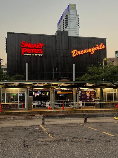 Sneaky Petes Bar & Grill