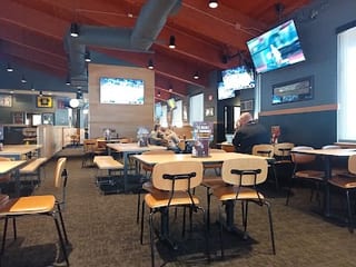 Buffalo Wild Wings Gril #3108