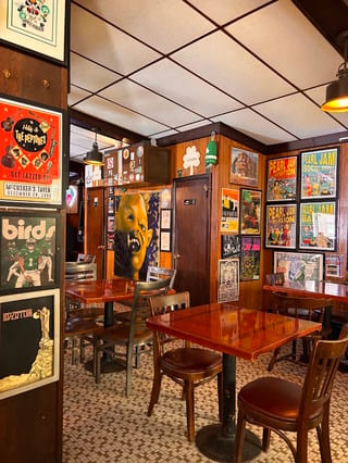 Mc Cuskers Tavern