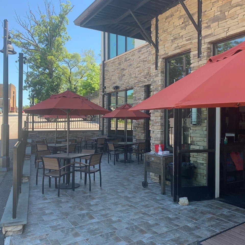 Smoked Kitchen And Tap