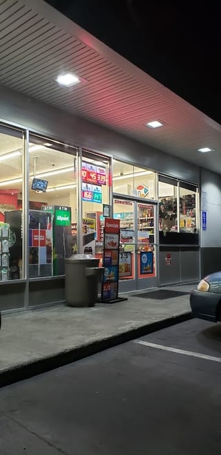 Quik Stop Market #551086