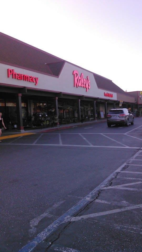 Raleys (Grass Valley) - 002500213