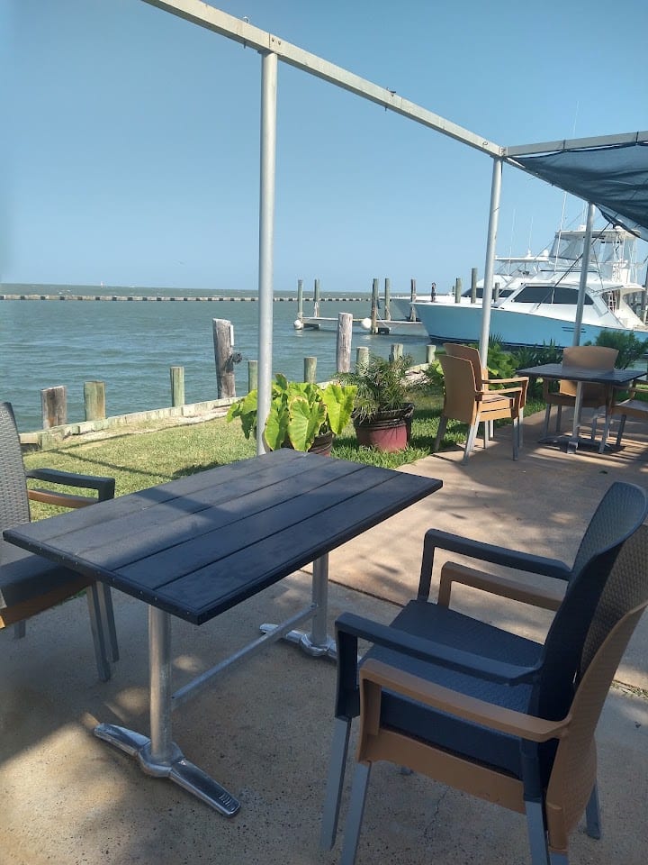 Moon Dog Restaurant