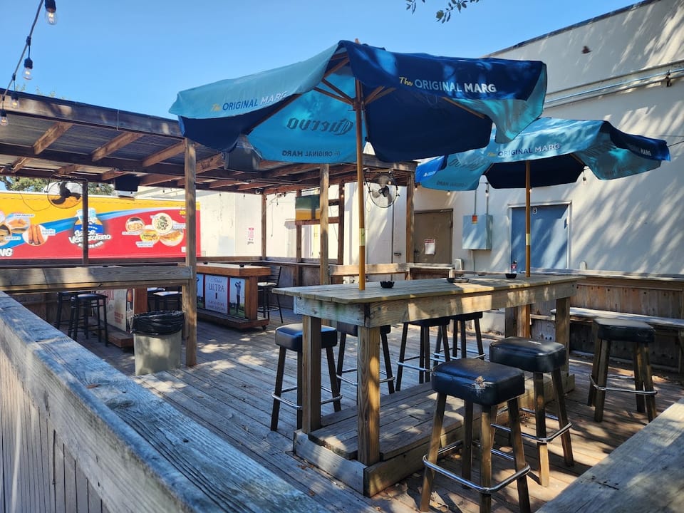 Dukes Tavern