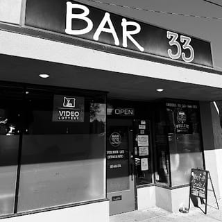 Bar 33