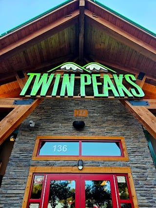 Twin Peaks Restaurant #118