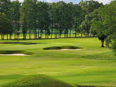 Holston Hills Country Club