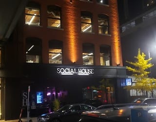 Social House