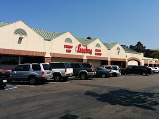 Lucky Supermarket #700