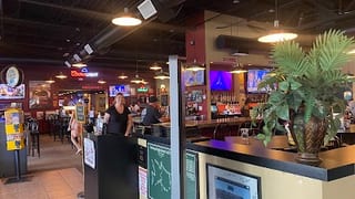 Parkway Bar And Grill