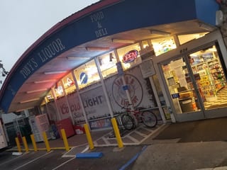 Tony's Liquor REGULAR HOURS - Chico