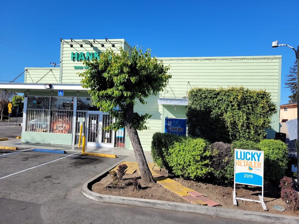 Hank's Liquor - Meekland