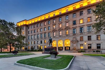 Drury Plaza Hotel