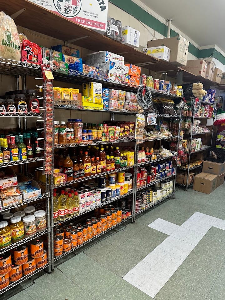 Aramando Grocery & Bakery