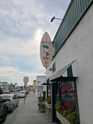 Mickeys Italian Deli & Liquor