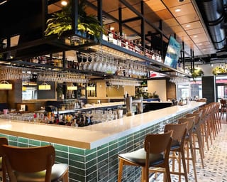 Burtons Grill