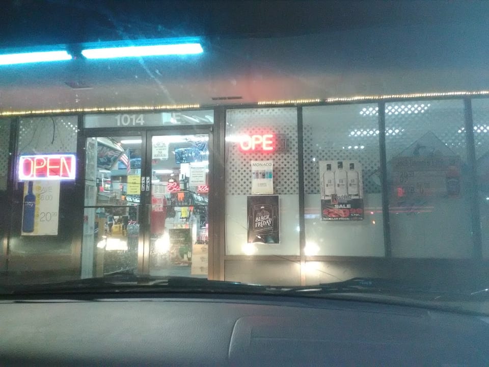 Plaza 21 Discount Liquor