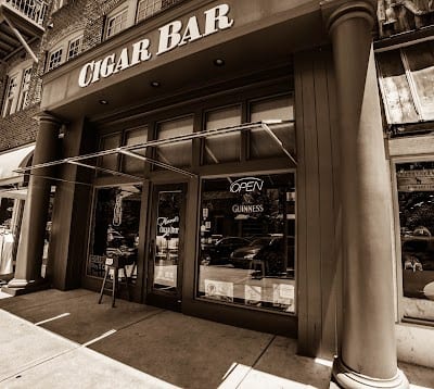 Maxwells Cigar Bar