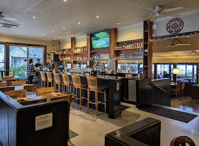Docs Marina Grill