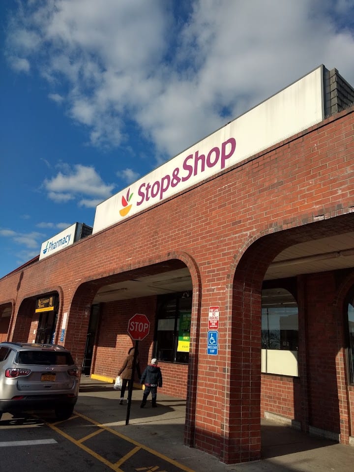 Stop & Shop (92-10 Atlantic Avenue)