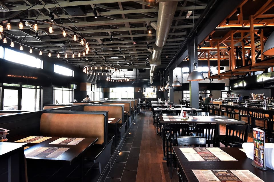 Pj Whelihans Pub & Restaurant
