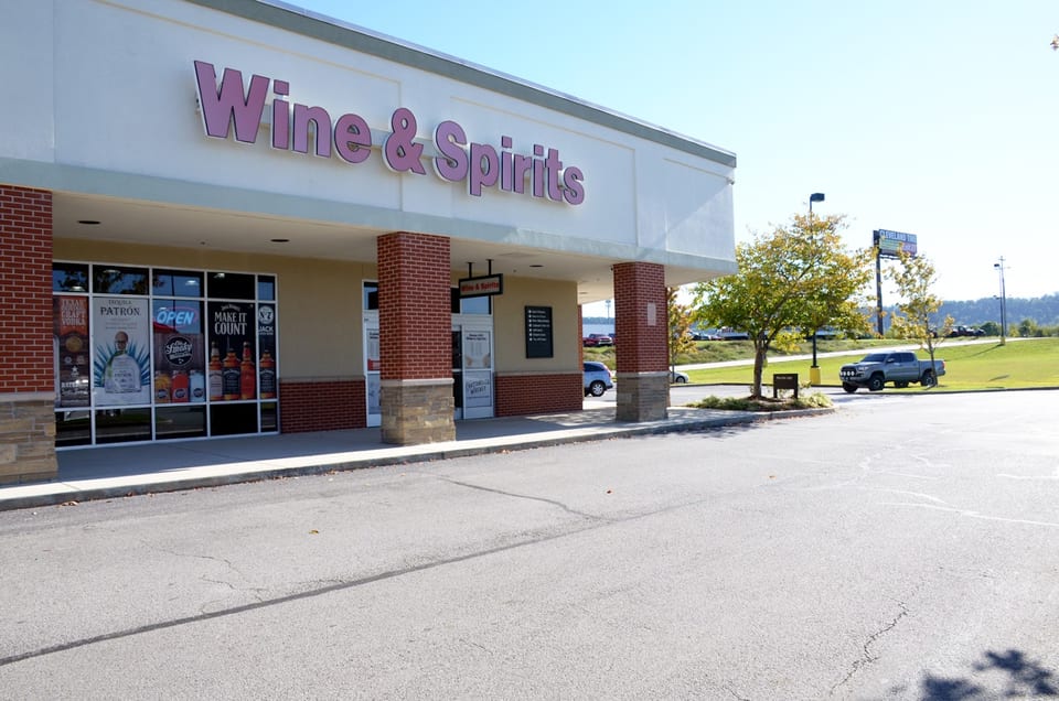 Snow Hill Wine And Spirits