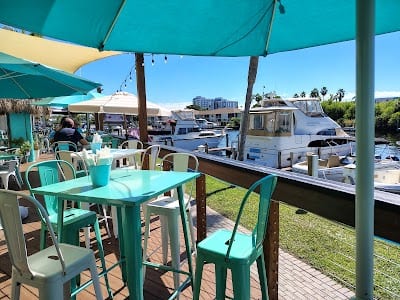 Sea-craft Waterfront Tiki